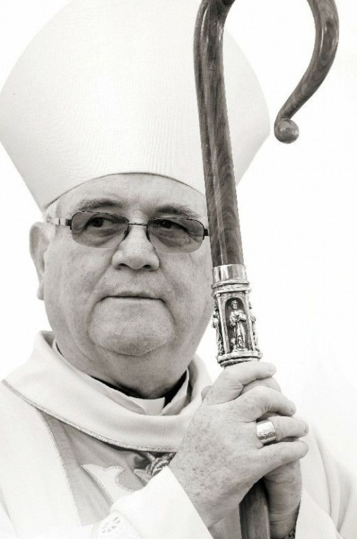 Mons.Tomás Galis
