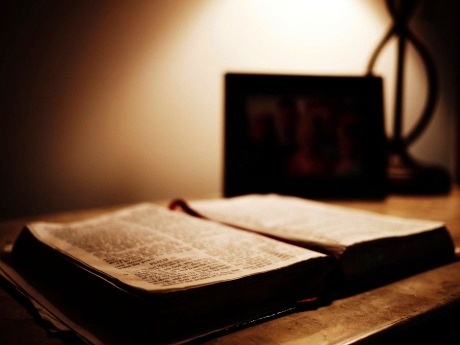 ... aký je rozdiel medzi pojmami Biblia, Sväté písmo a Božie slovo?