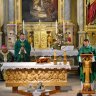 Diecézny biskup Mons. Tomáš Galis uviedol do úradu nového farára a dekana